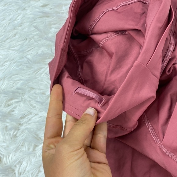 Lululemon Fast and Free High Rise Crop 21" Elite Cherry Tint - Picture 4 of 8